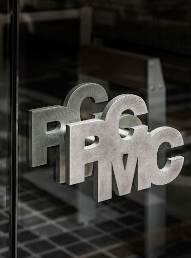 PCMC 하이볼 신당 술집: 건축과 문화의 만남